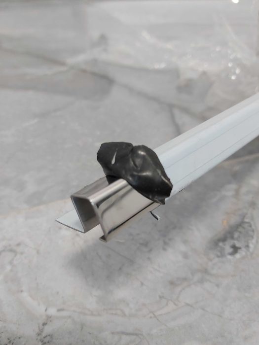 Listwa Q stal nierdzewna lustrzana do płytek 10 mm.