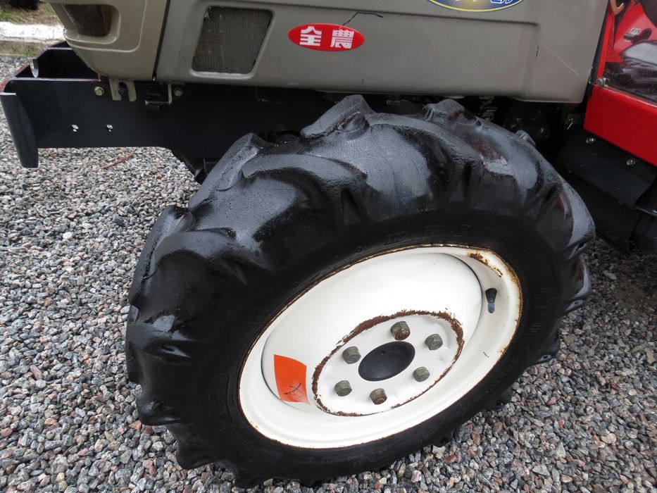 Трактор Мінітрактор Кубота Янмар Kubota Yanmar