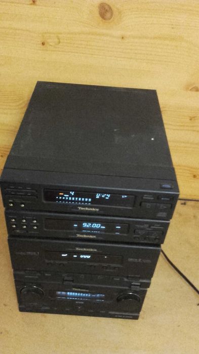 Miniwieża Technics CH7