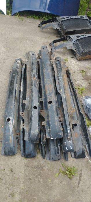 Продам до шкода Октавія тур замки фари капоти і багато іншог