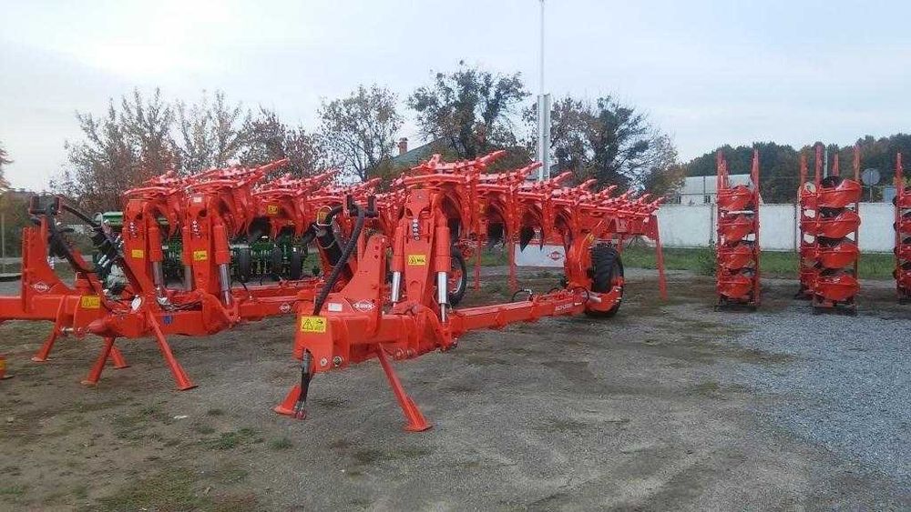 Плуг Кун Kuhn Multi-Master 123 3+1, 4+1, 153 5+1, 7+1, 8+1