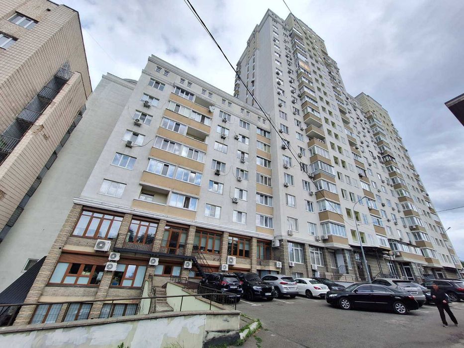 Без%. Продам 2х кімнатну квартиру по просп. Науки 30 в Голосіївському районі