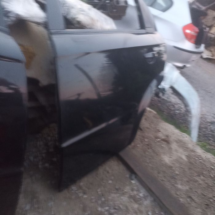 Шевроле авео т250 седан задні праві двері