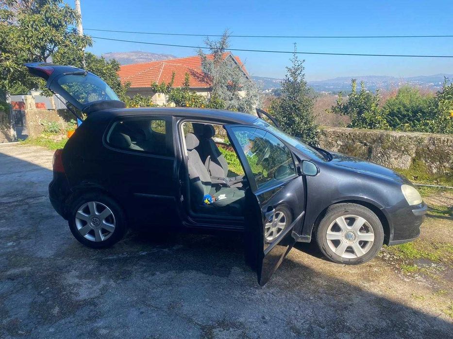 Volkswagen Golf V 1.4 FSI 2004