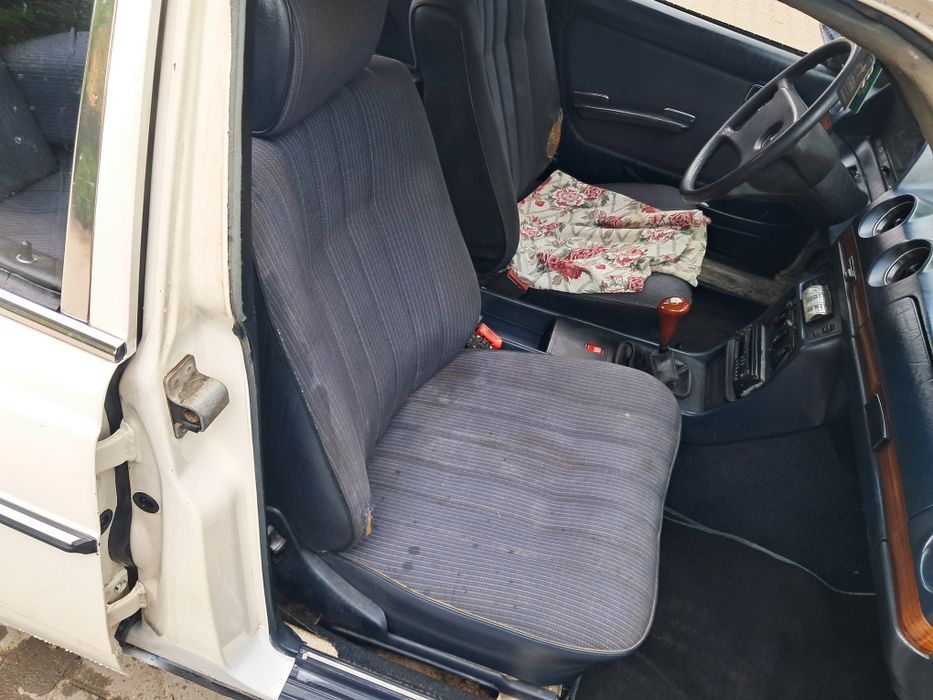 Продам Mersedes W123 200 дизель