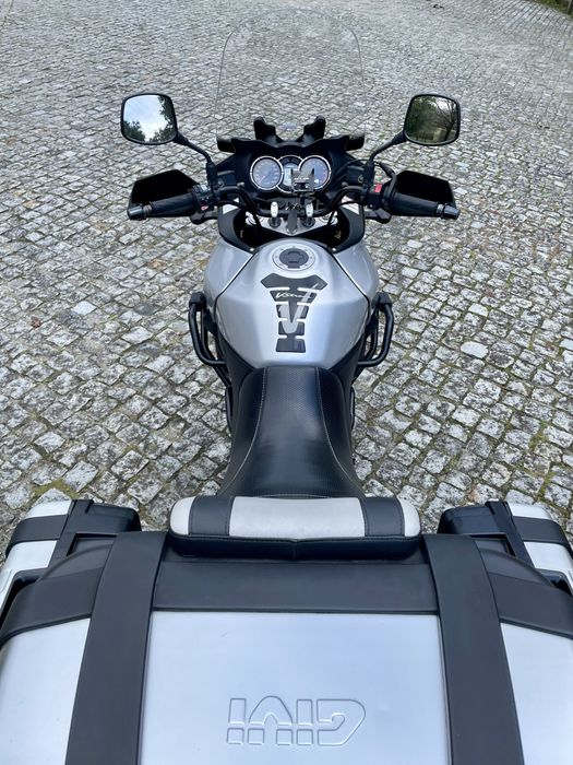 Suzuki v-strom DL 1000