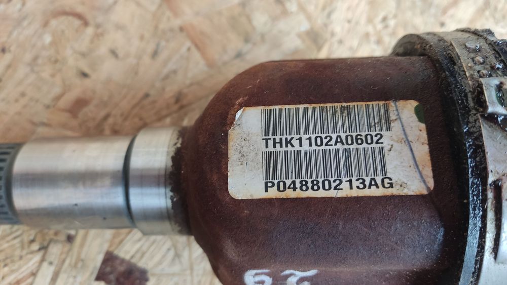 Chrysler Town Country 2011- 3.6 полуось левая привод 04880213AG  32x29