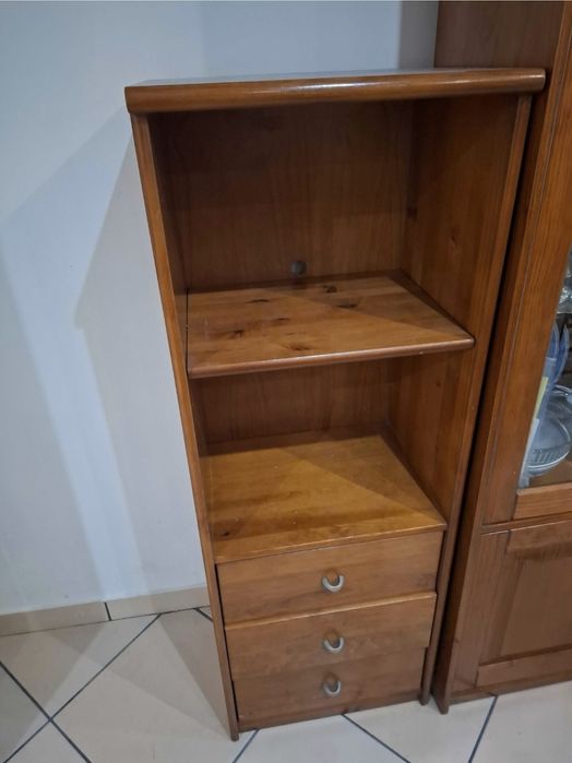 Móvel madeira prateleiras e gavetas