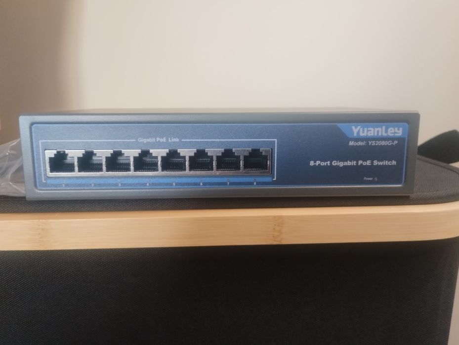 Комутатор,порт і швидкість, кабель 20м.