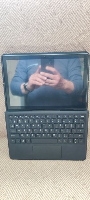 Продам планшет Blackview 8Tab 4/64.