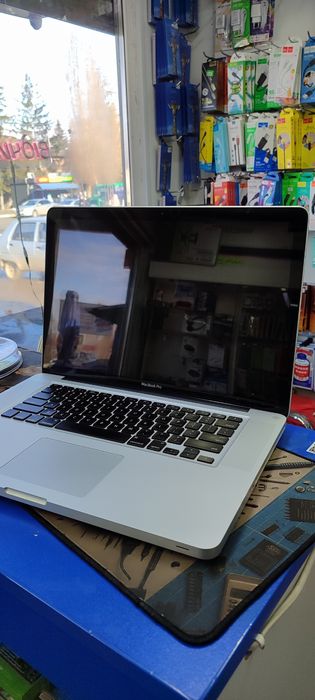 Продам Macbook pro