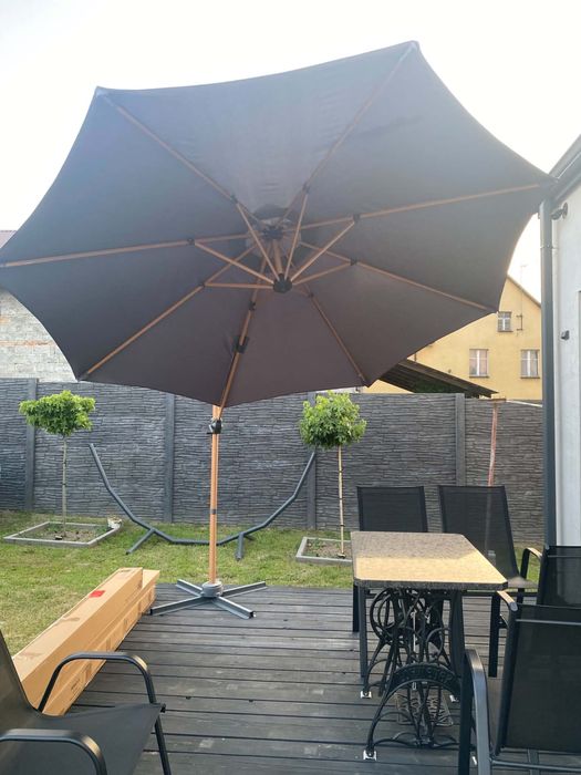 Parasol ogrodowy