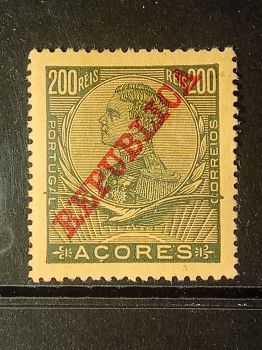 1911 Açores Selo Da Série D° Manuel II Com Sobrecarga República MLH *