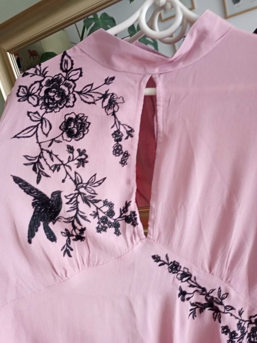 Elegancka bluzka ASOS 40 L baskinka odkryte plecy wieczorowa haft