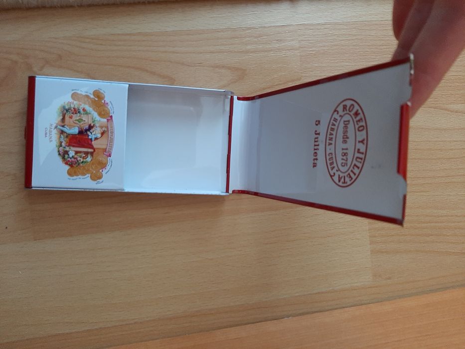 Estojo de charuto de metal 1875 Romeo y Julieta