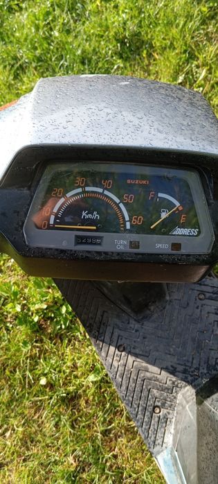 Продаю все працює їздить добре