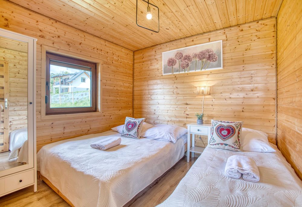 Domki z jacuzzi Bieszczady | Solina | Zawóz | prywatne jacuzzi na wyłą