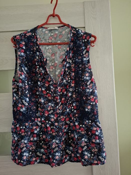 Bluzka Orsay w kwiaty rozm 38
