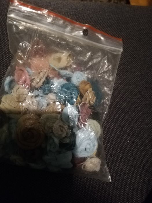 Квіточки зі шкіри і замші для рукоділля