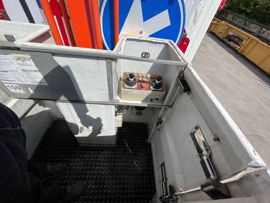 Продам автовишку DAF в гарному стані