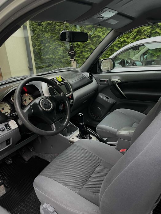 Toyota RAV4 II 2002