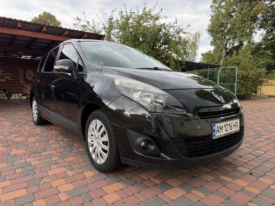 Renault Grand Scenic 3 1.9 dci 2010 рік 7 місць