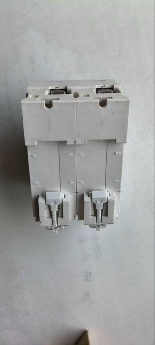 Автоматичний вимикач DC 200A двополюсний DIN-рейка (12–125V)