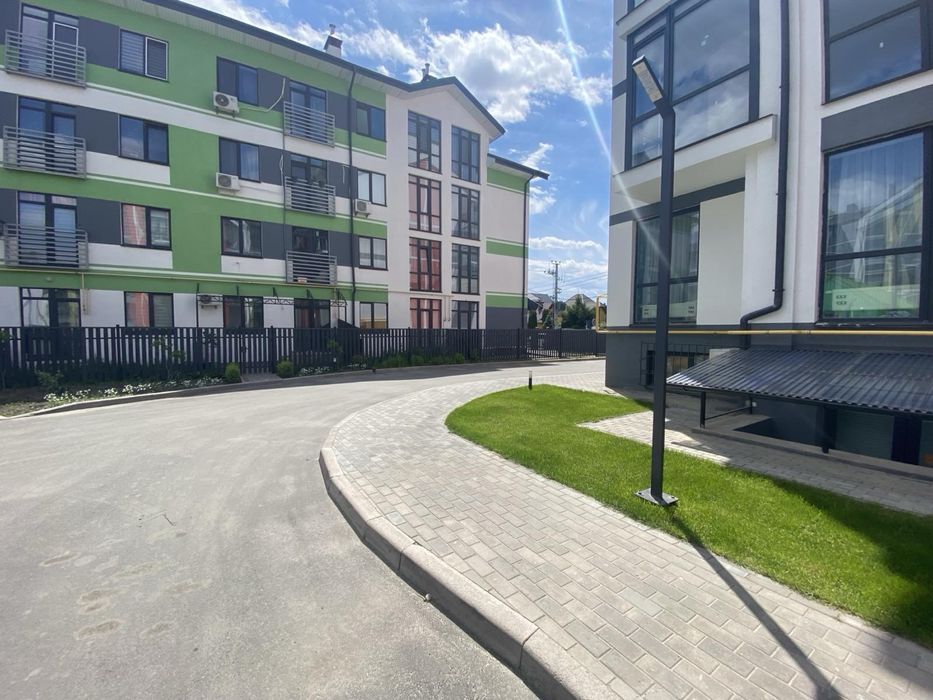 Здам в оренду приміщення 125м2(58,1 м2 та 66,3 м2) Петрівське містечко