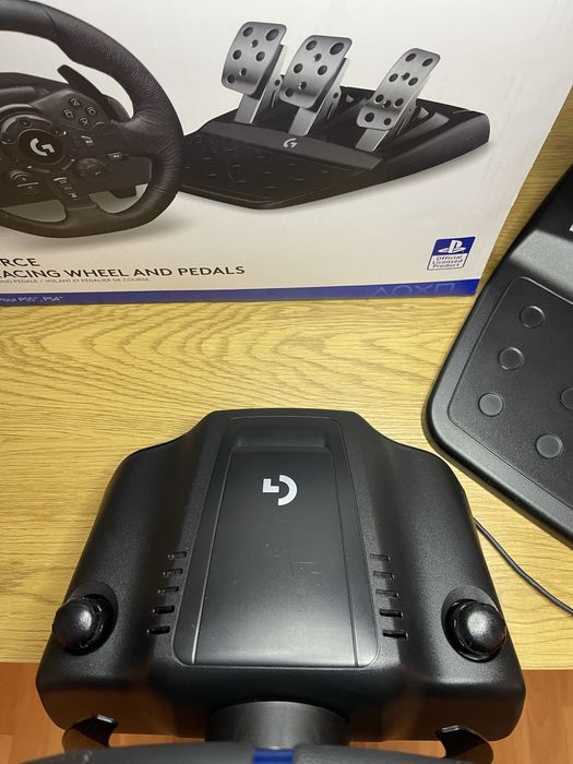 Ігровий руль logitech g923 гарний стан Київ