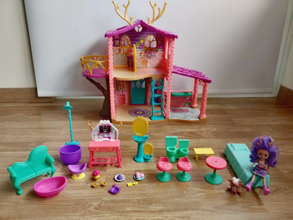 Enchantimals - Supercasa do Bosque e Danessa Deer