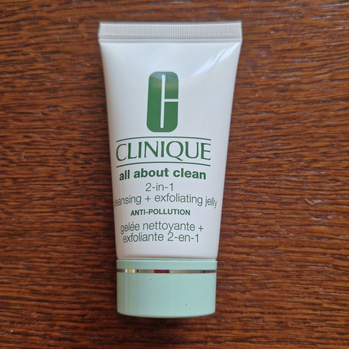 All About Clean 2 in 1 Cleansing + Exfoliating Jelly Żel oczyszczający