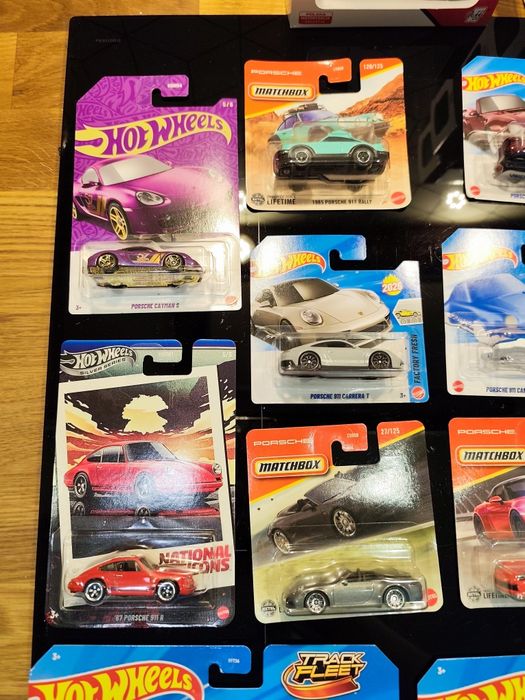 Zestaw 14 resoraków hot wheels matchbox Porsche