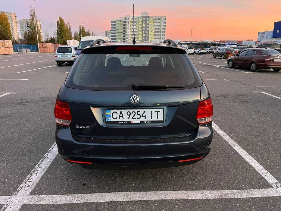 Продам Volkswagen Golf 2008