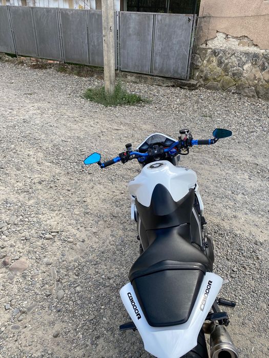 Продам Honda cb1000r