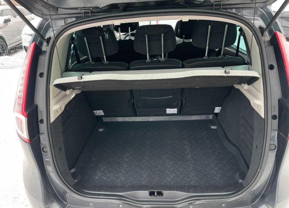 Продам Меган Сценік