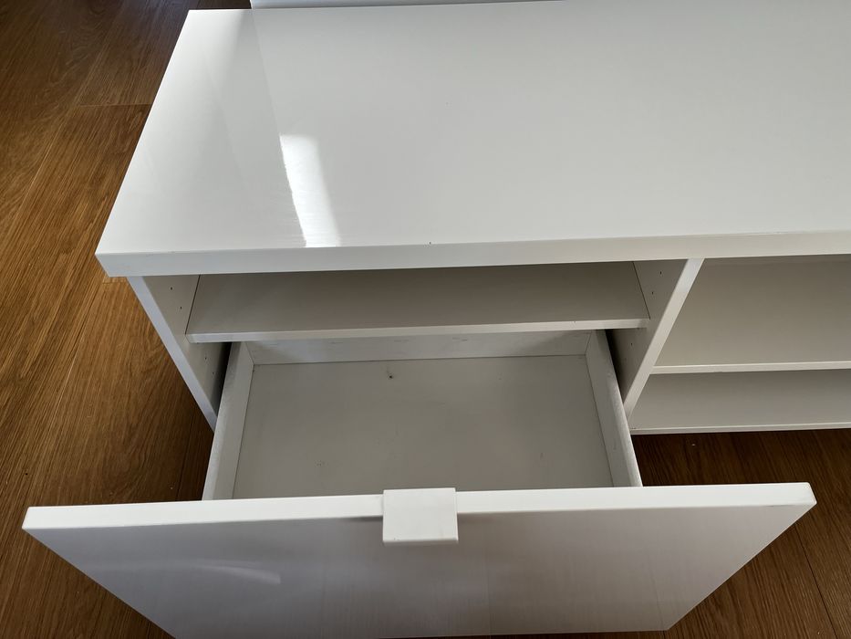 Szafka RTV Ikea  Byas
