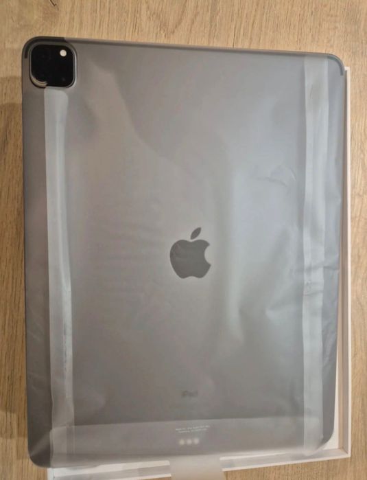 iPad Pro 12.9” 4th gen