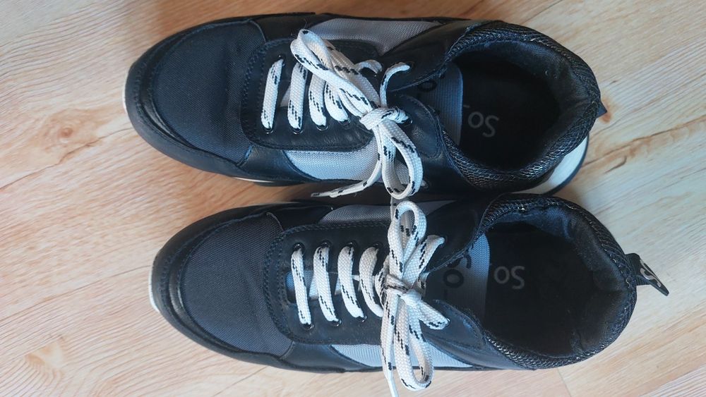 Sneakersy na grubej podeszwie r.38