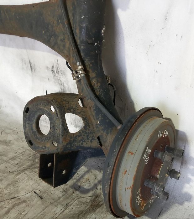 Eixo traseiro tambor VOLKSWAGEN Fox (5Z1, 5Z3, 5Z4)