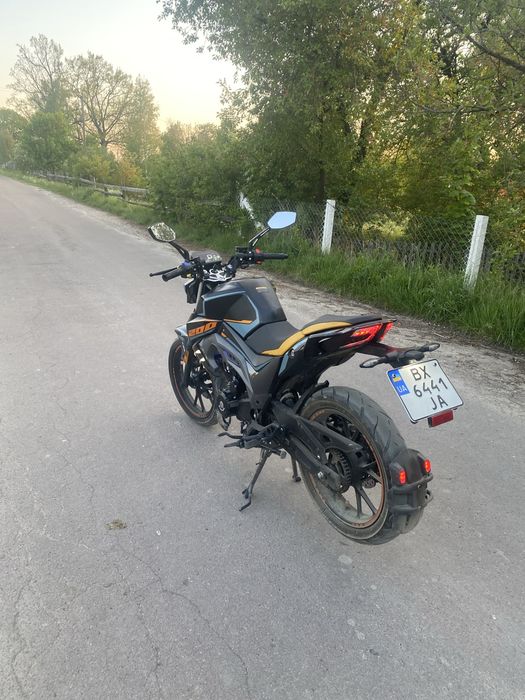 Продам Musstang ST 200 Стан Нового