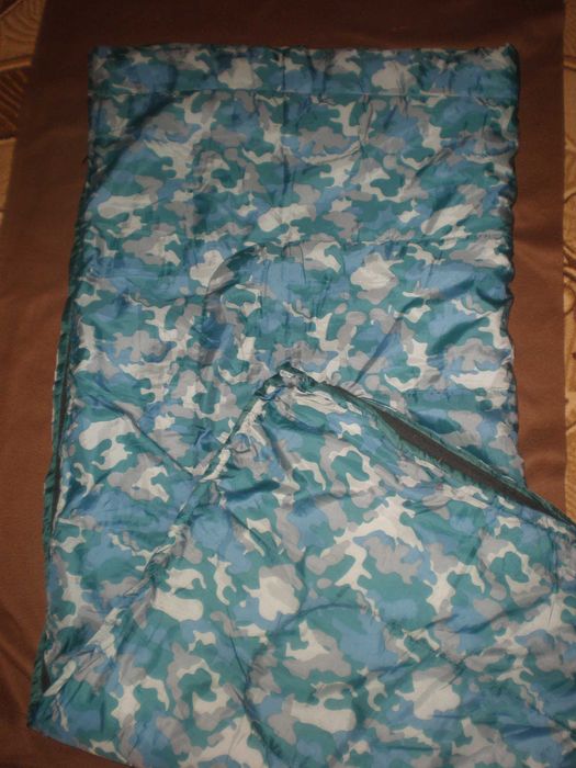 Спальник-ковдра  б.  у.
