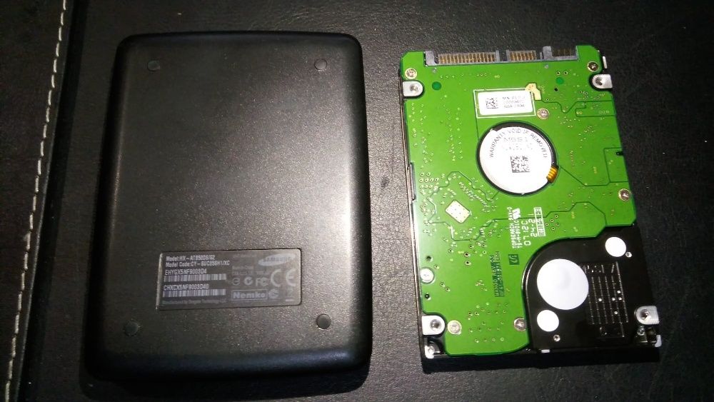 Internal 2.5" SATA HDD 320GB and External 2.5" HDD 500GB Samsung64750550559489124