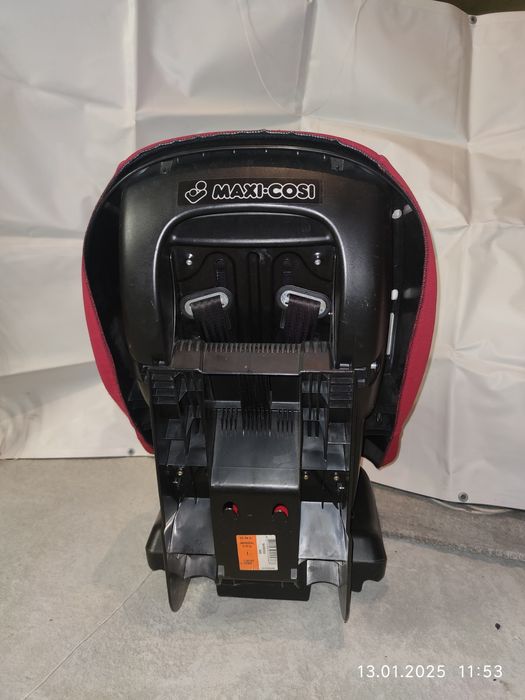 Fotelik Samochodowy MAXI-COSI 9-18 kg, Stan Dobry.