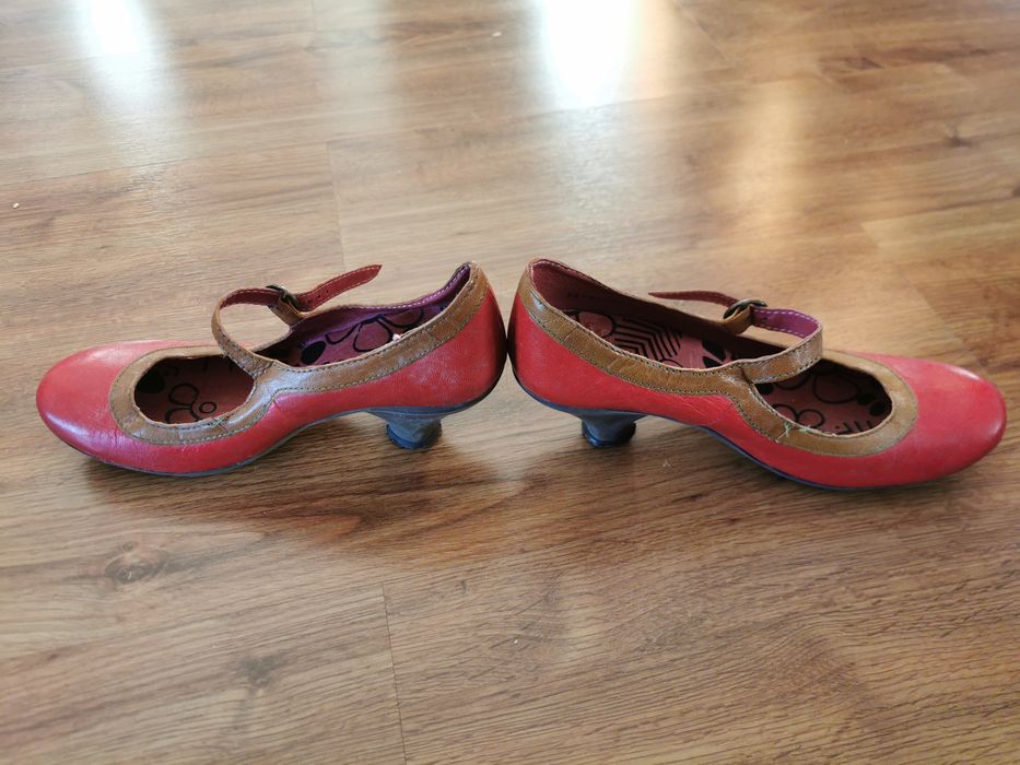 Sapato Fly London N37