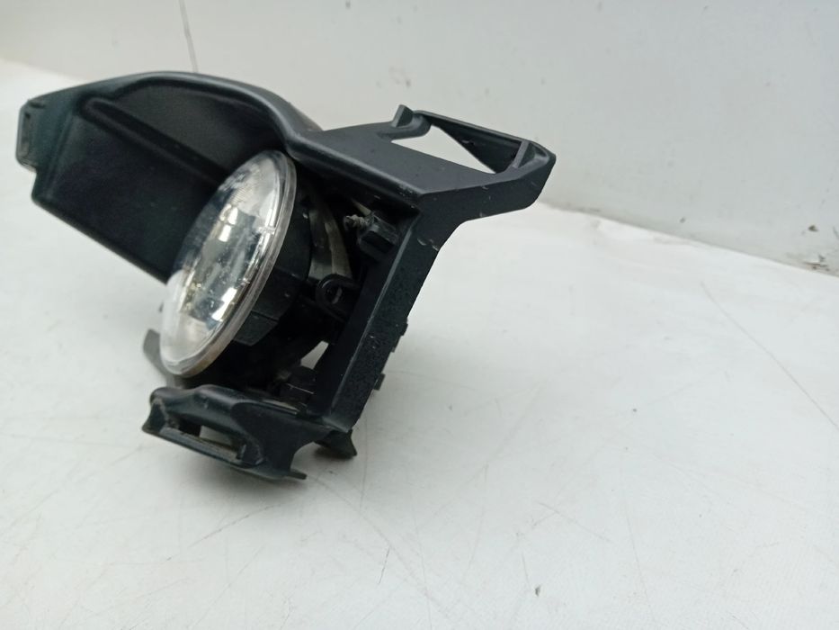 Farol nevoeiro frente esquerdo RENAULT Megane IV Grandtour (K9A/M_)