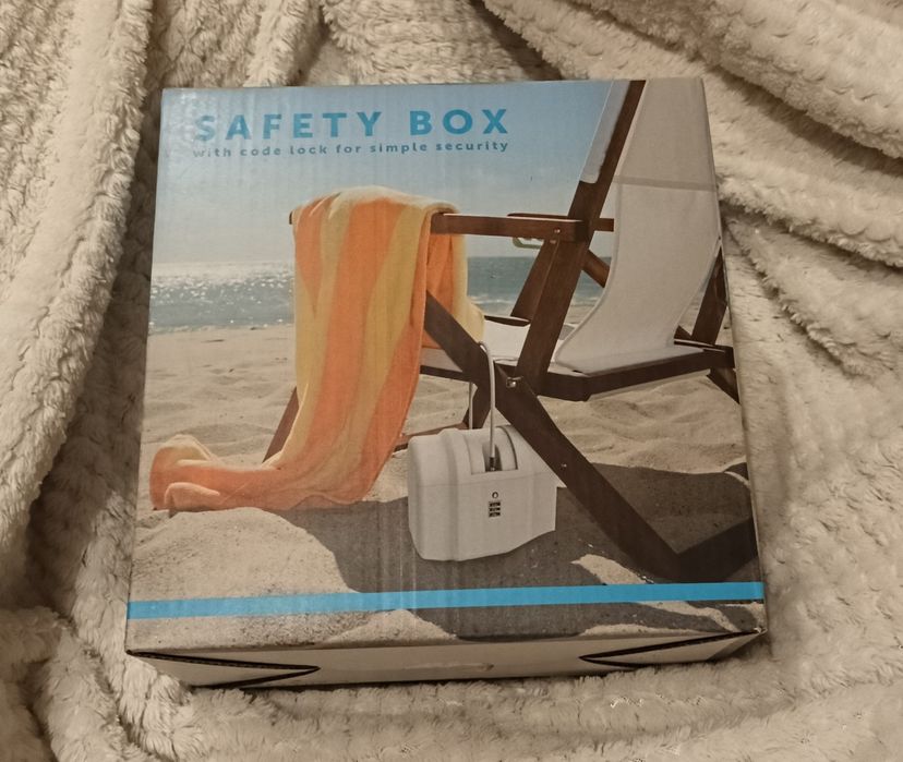 Safety box, box na plażę z szyfrem