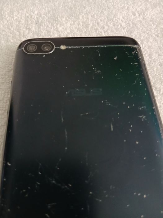 Asus Telémovel para peças ou Arranjo modelo nas fotos