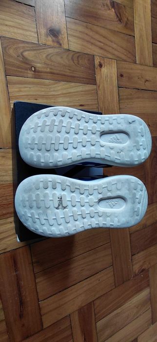 Sapatilhas criança Adidas 26