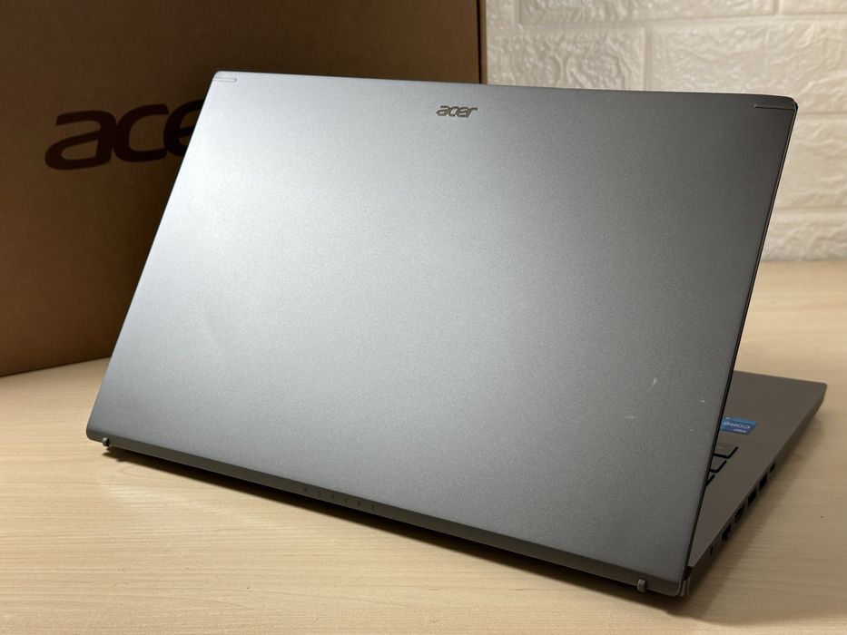 RTX 2050! i5-1235U(10 ядер)! Acer Aspire 5, 16/512gb
