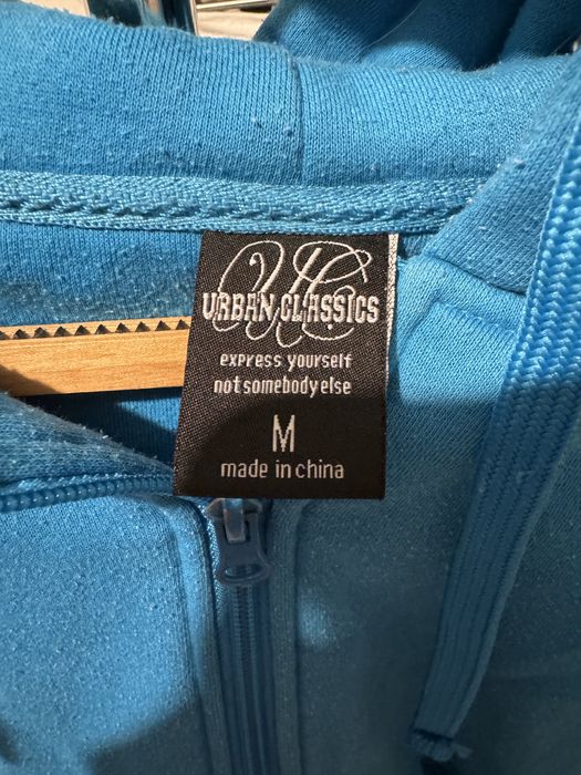 Niebieska bluza M z kapturem